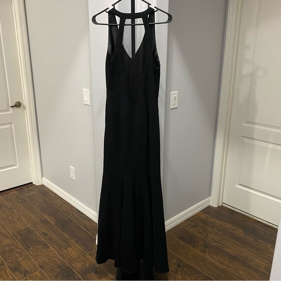 Theia Black High Collar Mesh Neckline Inset Gown Pleated Maxi Mesh Size 4 Flaw - Picture 9 of 10